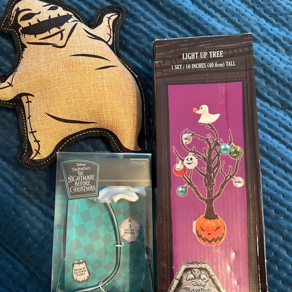 Nightmare Before Christmas Lot - Picture 1 of 9